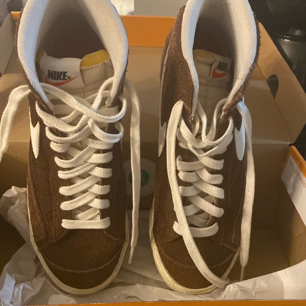 Worn a couple of times excellent condition vintage
